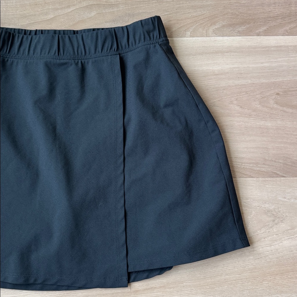 A&F - Mini Skort - Picture 3 of 9